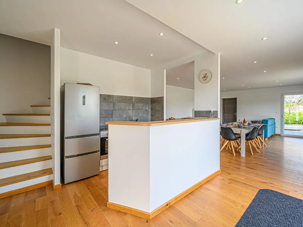 Holiday Home Maison Le Guernic By Interhome Saint-Pierre-Quiberon